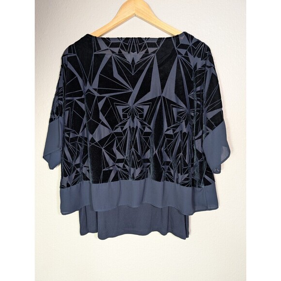 NWOT Chico's Navy Blue Velvet Jacquard Two In One Tiered Blouse Sz 1 Medium 120 - Picture 3 of 8